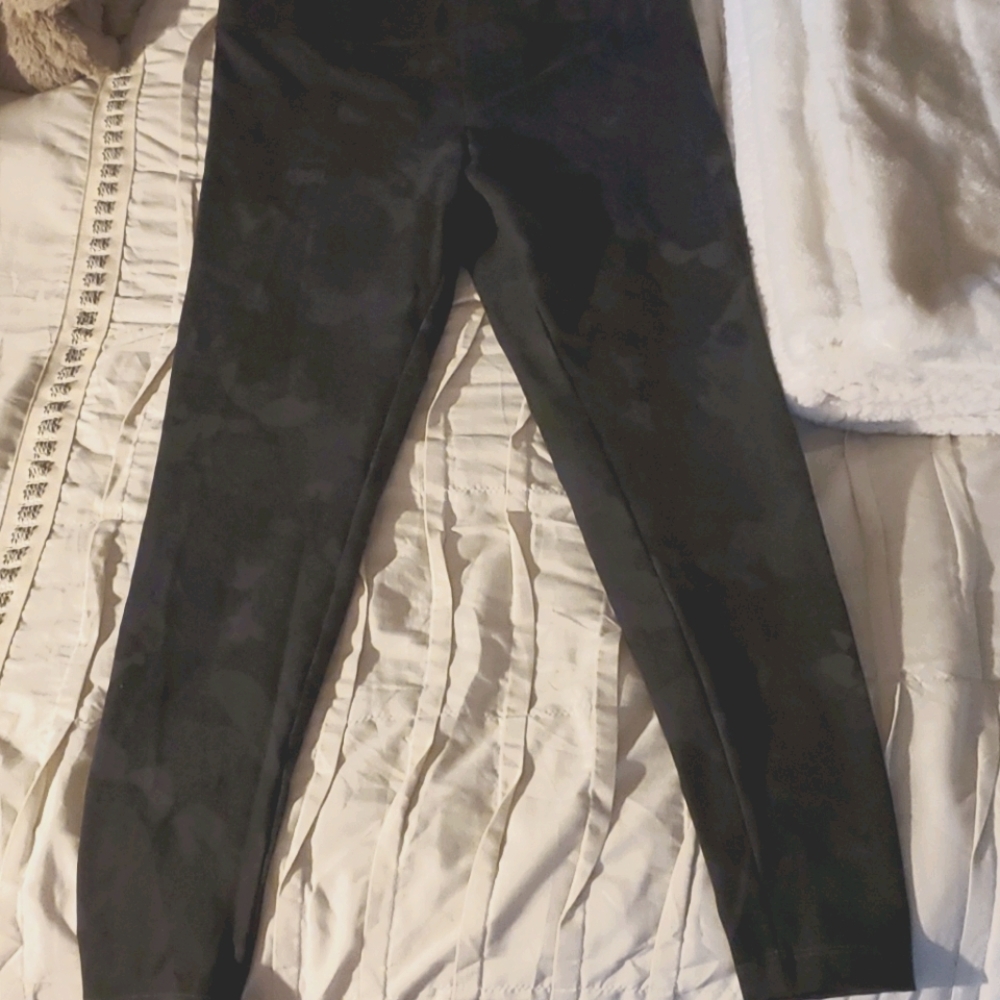 Black Camo leggings